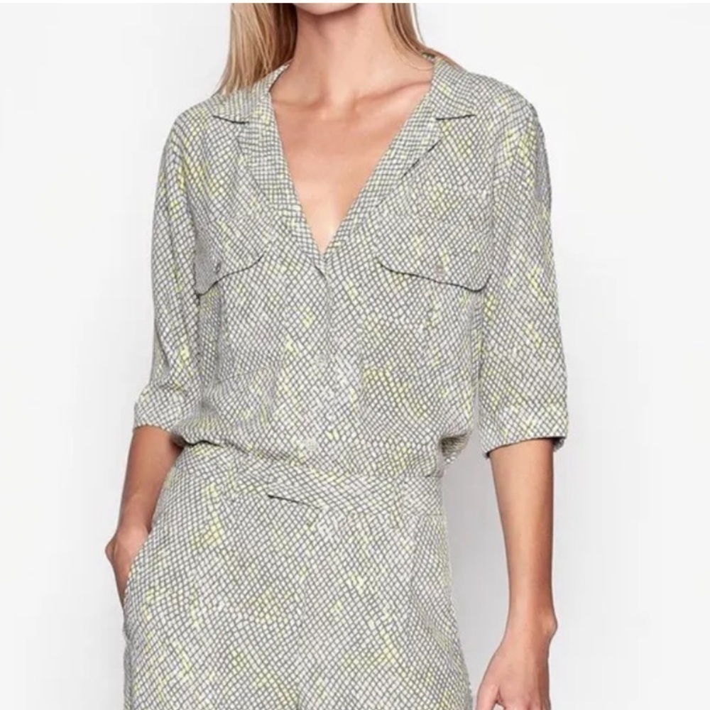 Equipment Parnella Snake Printed Shirt Yellow Gray 100% Silk Size XS Women